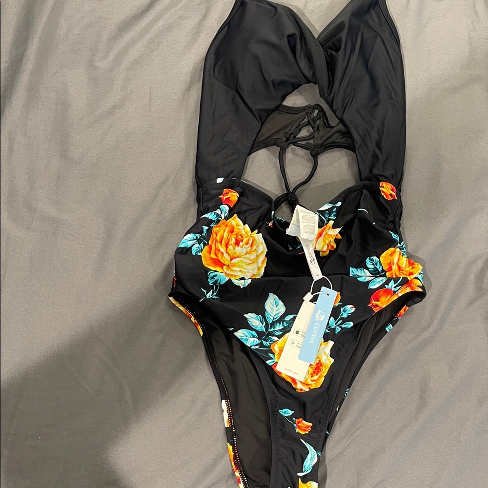 Cupshe Black Floral One-Piece Swimsuit